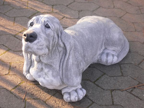 Basset Hound 75cm lang Hund Steinfigur