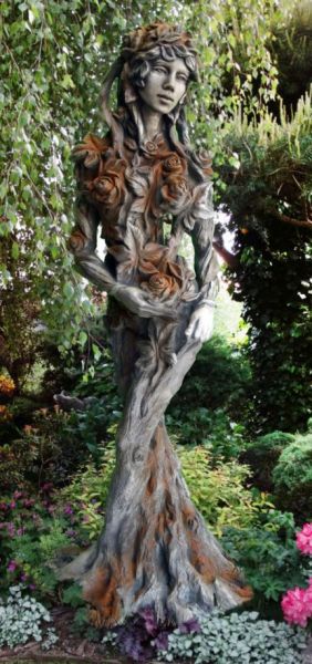 Königin der Natur Ada 165cm hoch mit Rosen Rosteffekt